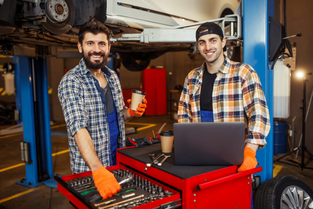 Automotive vs Industrial Mechanic Ausbildung